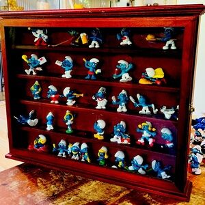 Vintage Smurf Figurines. Lot of 32.
